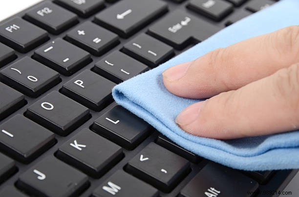 How to Safely Clean and Disinfect Your Laptop: Expert Step-by-Step Guide