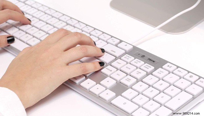 6 Best Apple Magic Keyboard Alternatives: Expert Picks for Mac Users