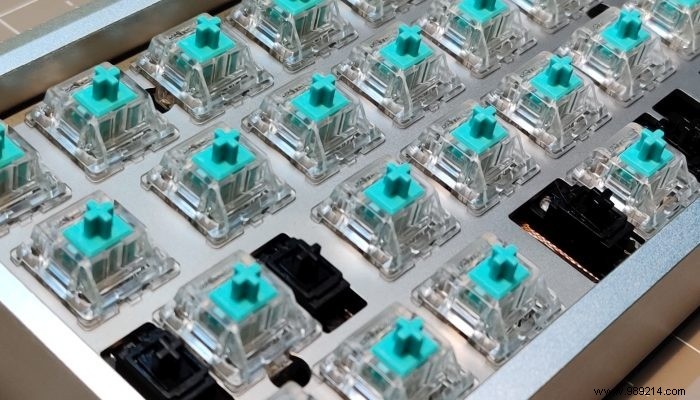 Building Your First Custom Mechanical Keyboard: The Ultimate Beginner s Guide (Part 1)