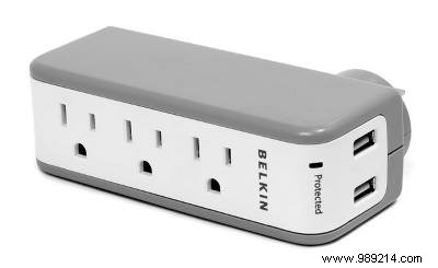 Do Power Outages and Surges Damage Your PC? Expert Guide to Risks and Protection