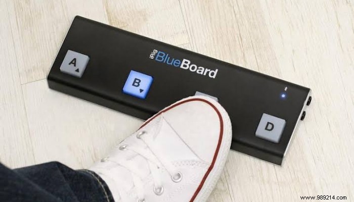 Top 5 High-Tech Gadgets to Elevate Your Guitar Playing