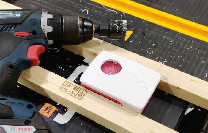 Expert DIY Guide: Install a Cooling Fan in Your Official Raspberry Pi 4 Case