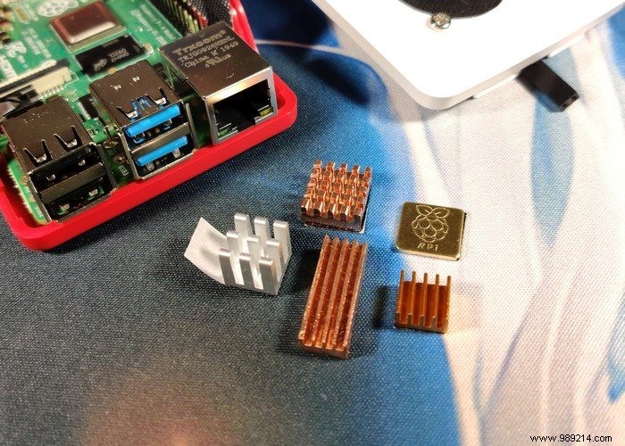 Expert DIY Guide: Install a Cooling Fan in Your Official Raspberry Pi 4 Case