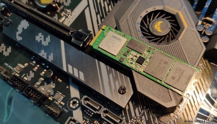 Tested: Does Your NVMe SSD Really Need a Heatsink? Real-World Thermal Results