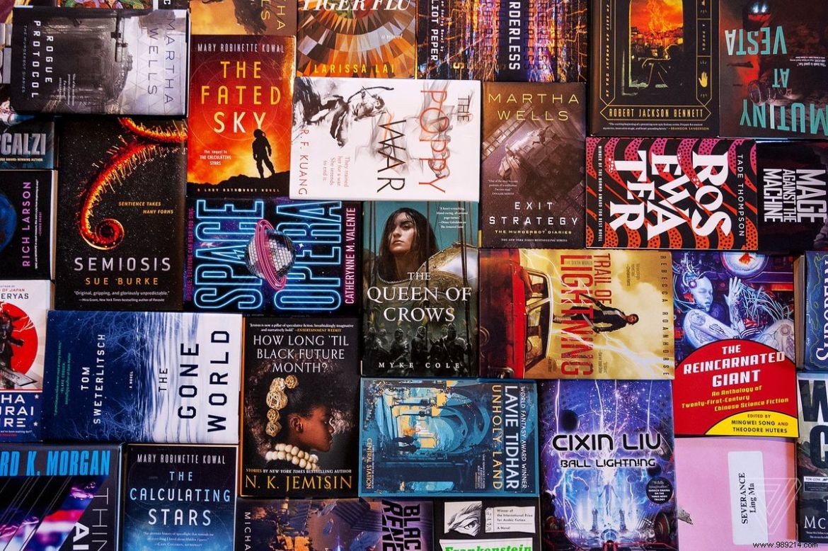 Eco-Friendly Decluttering: Responsible Disposal for Tech, Clothes, Books & More