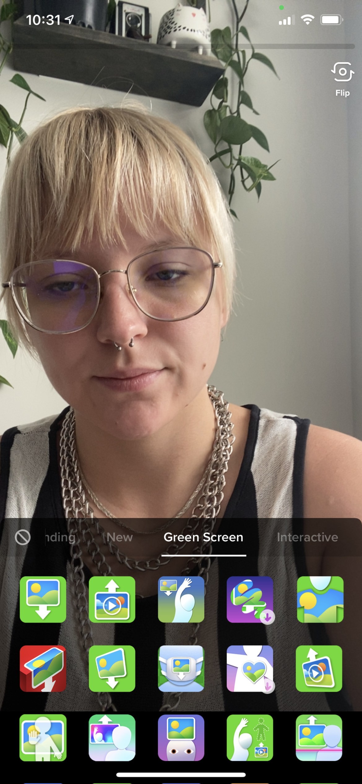 Master TikTok s Green Screen Effect: Step-by-Step Guide from an Experienced Creator