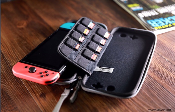 tomtoc Nintendo Switch Cases: Expert Review of Slim, Hard Shell, Travel Bags & More
