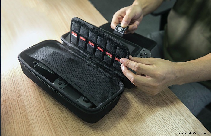 tomtoc Nintendo Switch Cases: Expert Review of Slim, Hard Shell, Travel Bags & More