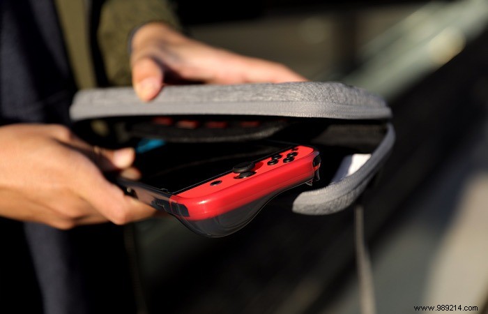 tomtoc Nintendo Switch Cases: Expert Review of Slim, Hard Shell, Travel Bags & More