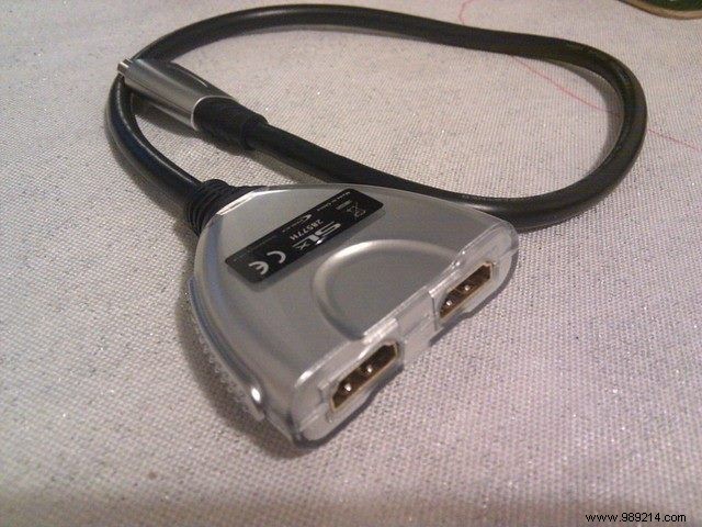 HDMI Splitters vs. Switches: When and How to Use Each