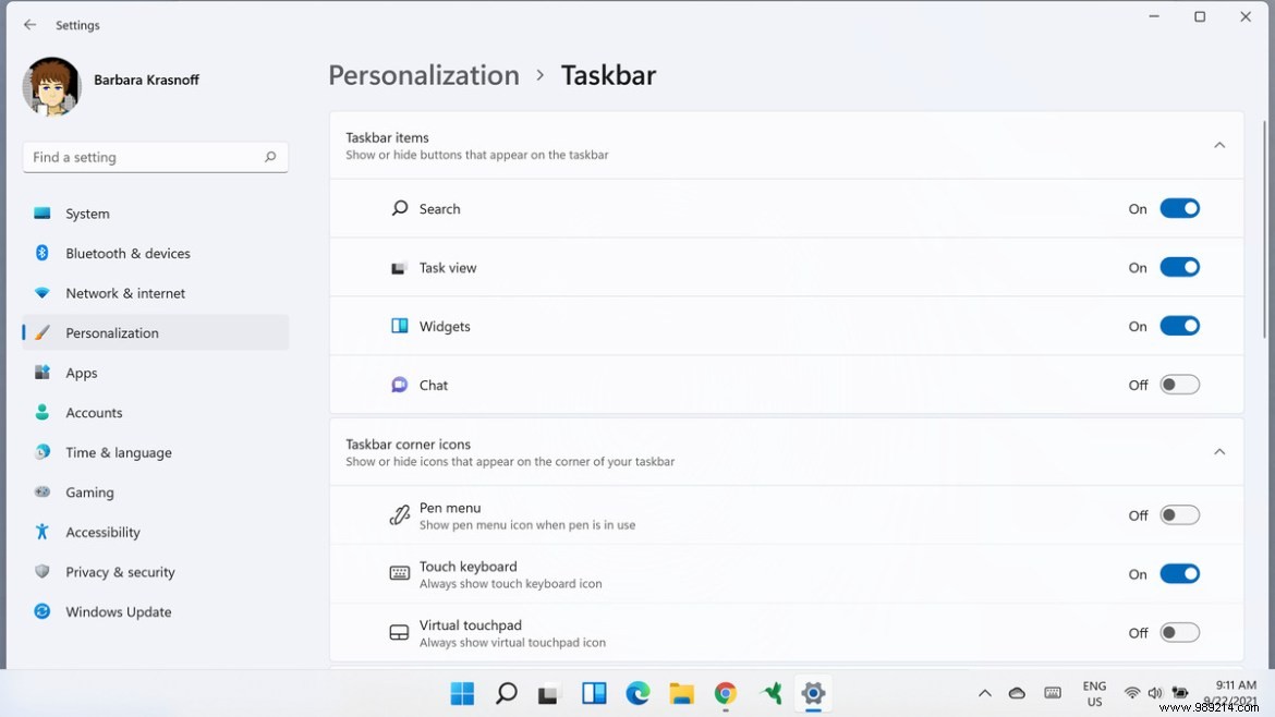 Windows 11 Taskbar Guide: Pin Apps, Align Icons Left, Hide Extras & More