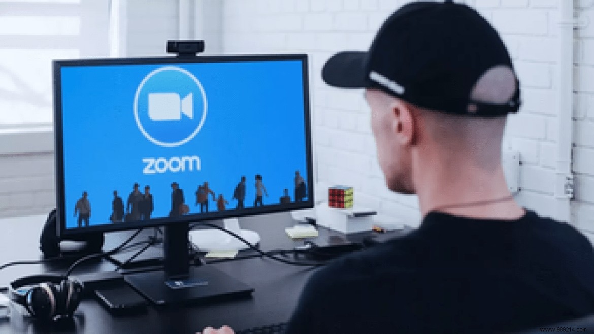 9 Expert Zoom Presentation Tips to Deliver Like a Pro