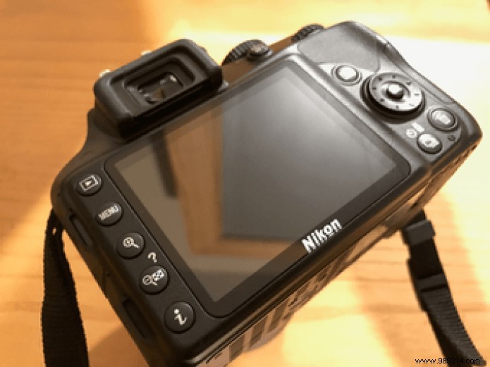 Nikon D3300 Review: Hands-On Beginner s Guide to Stunning DSLR Photography