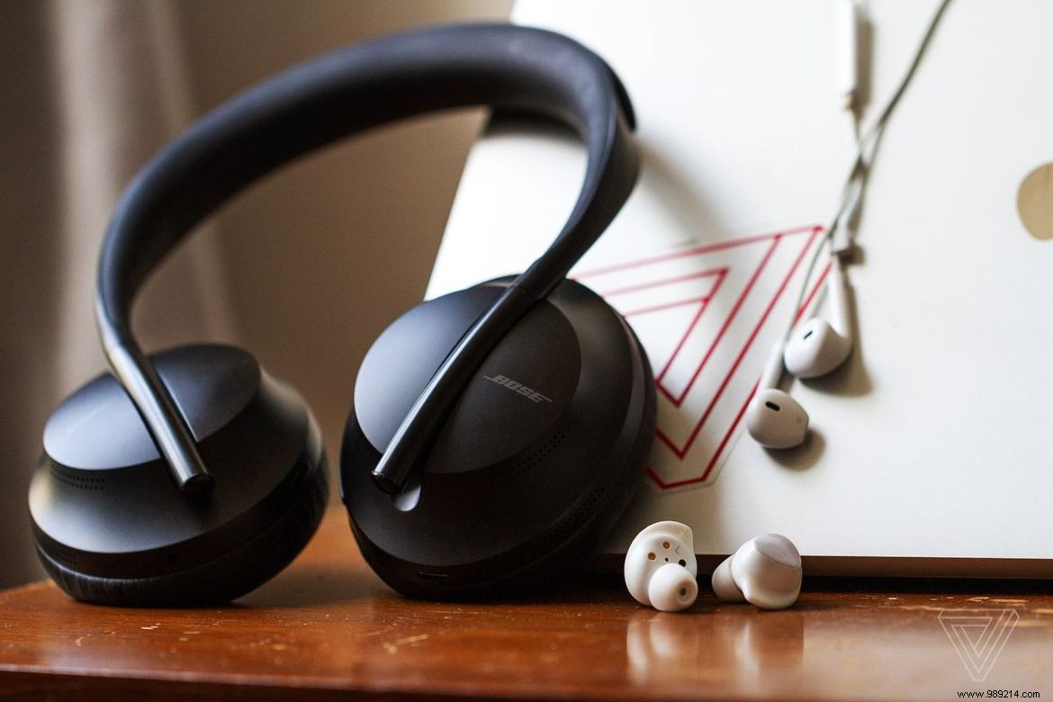 How to Look Professional on Video Calls: Expert Tips from a Video Director