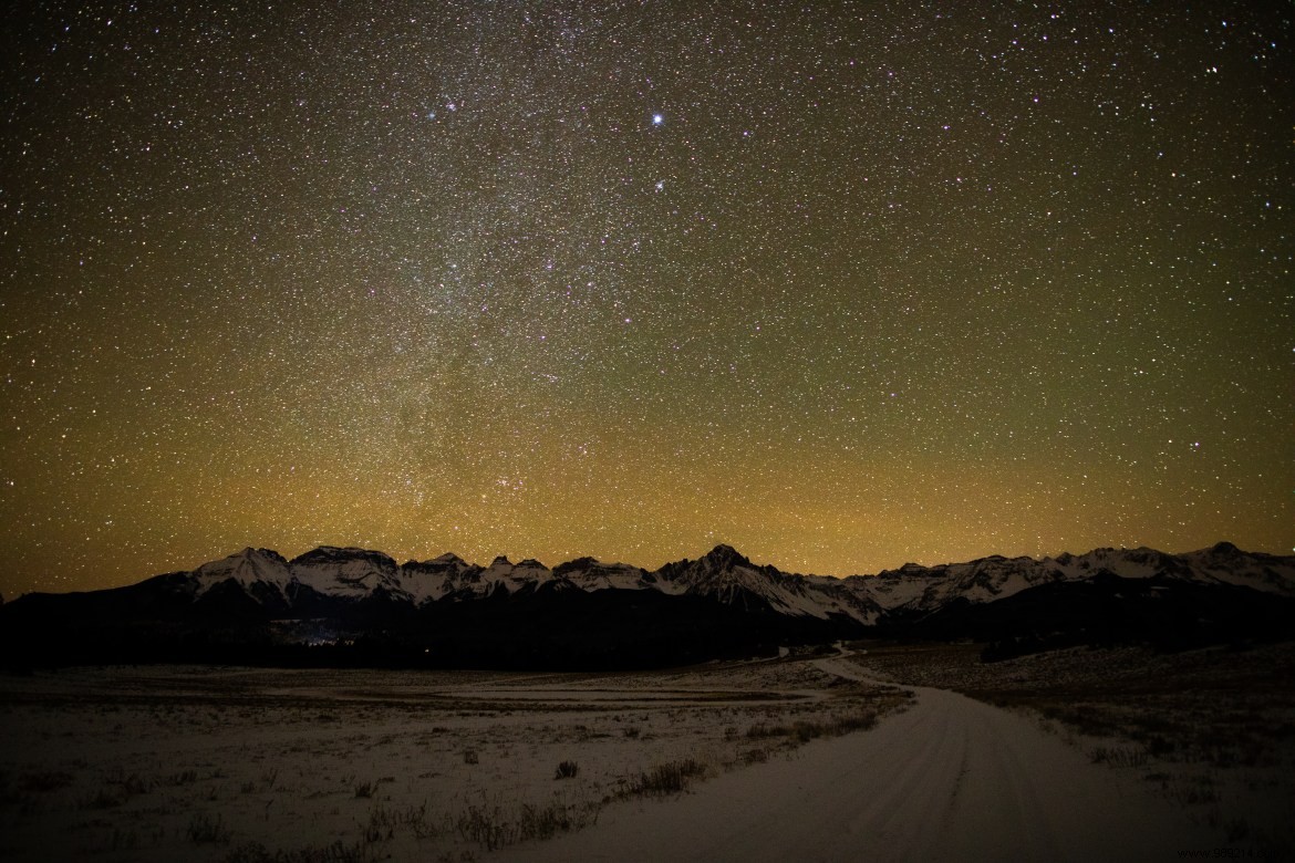 Capture Stunning Night Sky Photos: Expert Tips for Pixel 6 Pro, iPhone 13 Pro, and DSLR Cameras