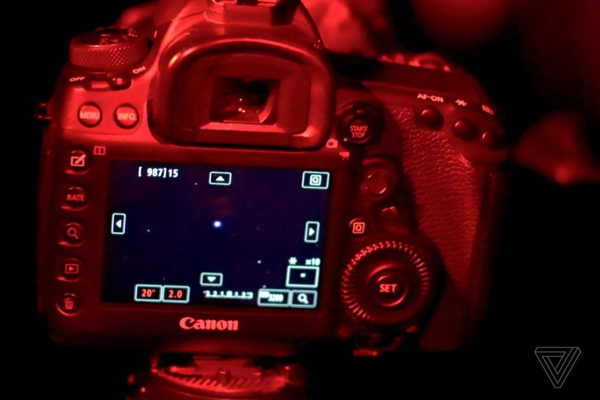 Capture Stunning Night Sky Photos: Expert Tips for Pixel 6 Pro, iPhone 13 Pro, and DSLR Cameras