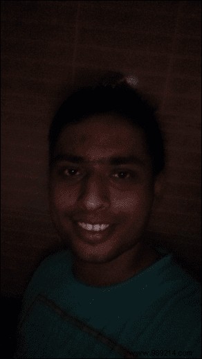 Add iPhone 6s-Style Front Flash to Any iPhone or Android for Perfect Selfies