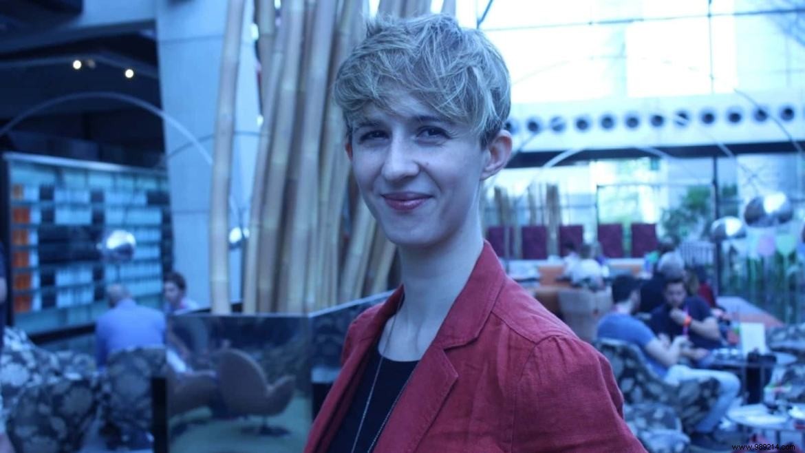 Who Voices Fortnite s Cube Queen in Chapter 2 Season 8? It s Sarah Elmaleh