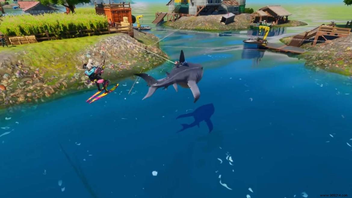 Typical Gamer Wins Fortnite Victory Royale Using Only Loot Sharks – Epic Challenge Breakdown