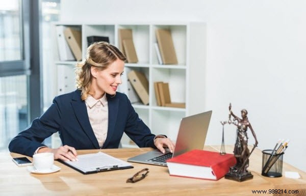 Why Small Businesses Need an Internal Employee App for Engagement and Retention