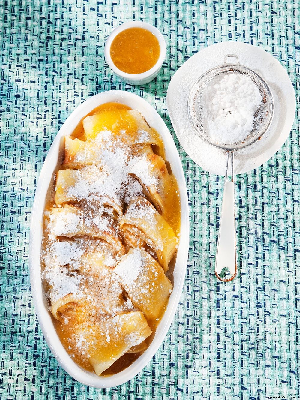 Sweet Aubergine and Cardamom Filled Pancakes: An Exquisite Dessert Recipe