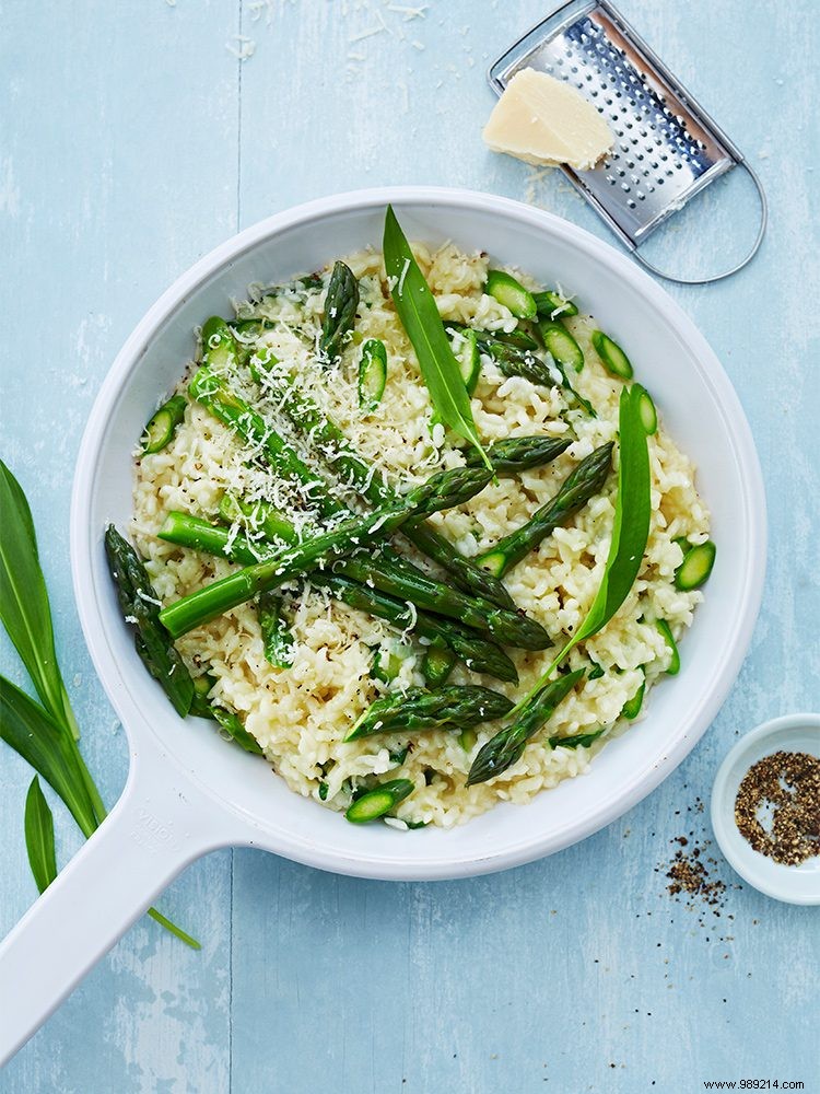 Creamy Asparagus and Wild Garlic Risotto Recipe