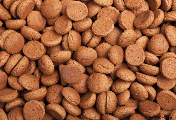 Vegan Sinterklaas Candy Guide: Which Popular Treats Are Plant-Based?