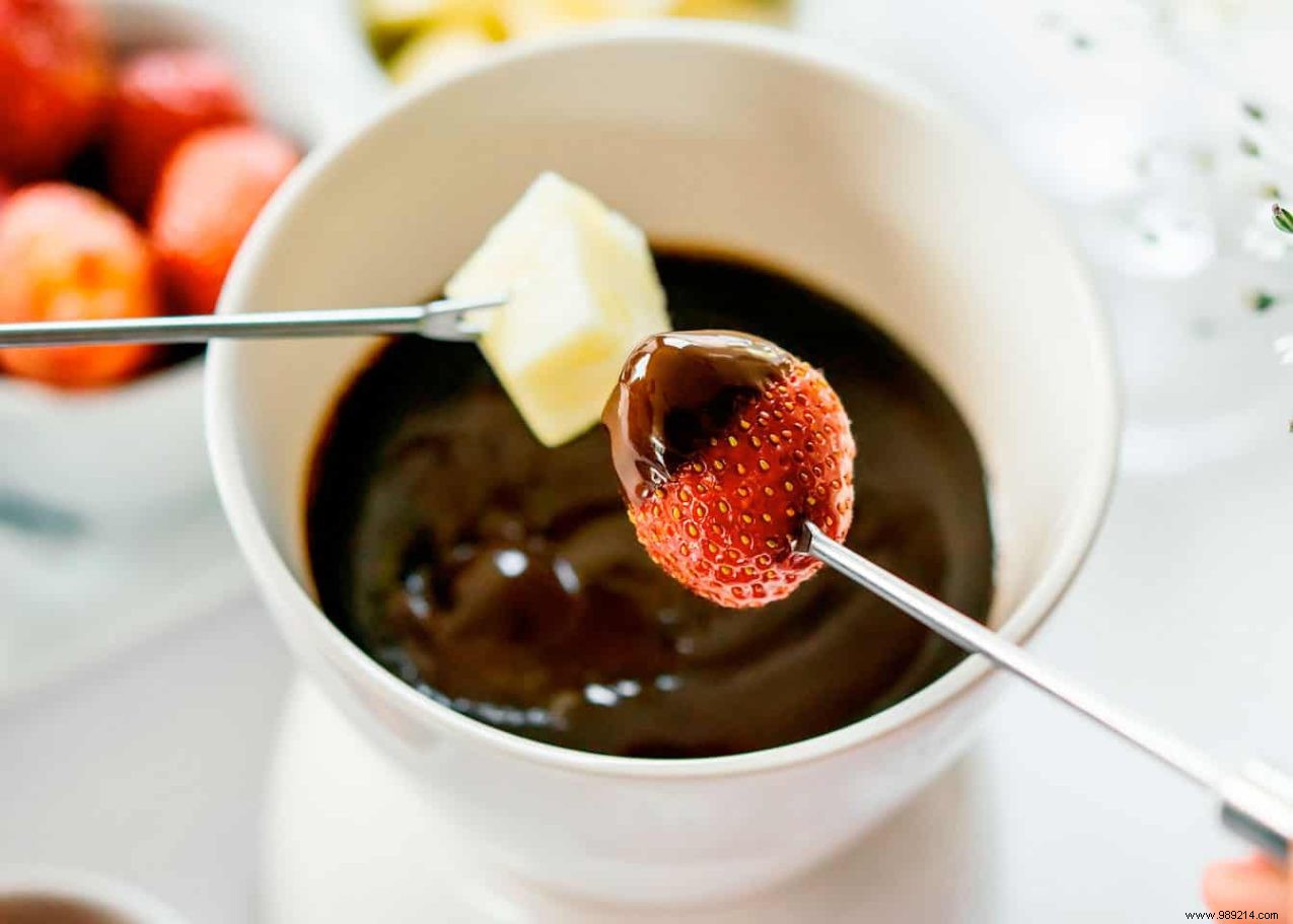 5 Expert Tips for Silky-Smooth Chocolate Fondue at Home