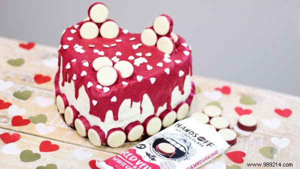 Foolproof Heart-Shaped Red Velvet Cake Recipe with Cream Cheese Frosting