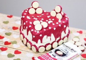 Foolproof Heart-Shaped Red Velvet Cake Recipe with Cream Cheese Frosting