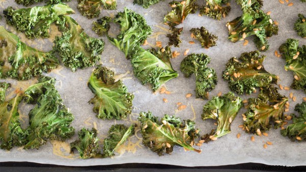 Crispy Homemade Kale Chips: Easy Healthy Snack Recipe