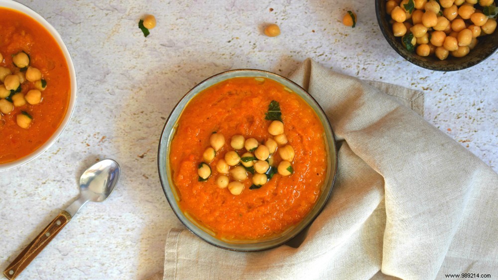 Hearty Roasted Orange Pepper Soup with Chickpeas: Protein-Packed Recipe