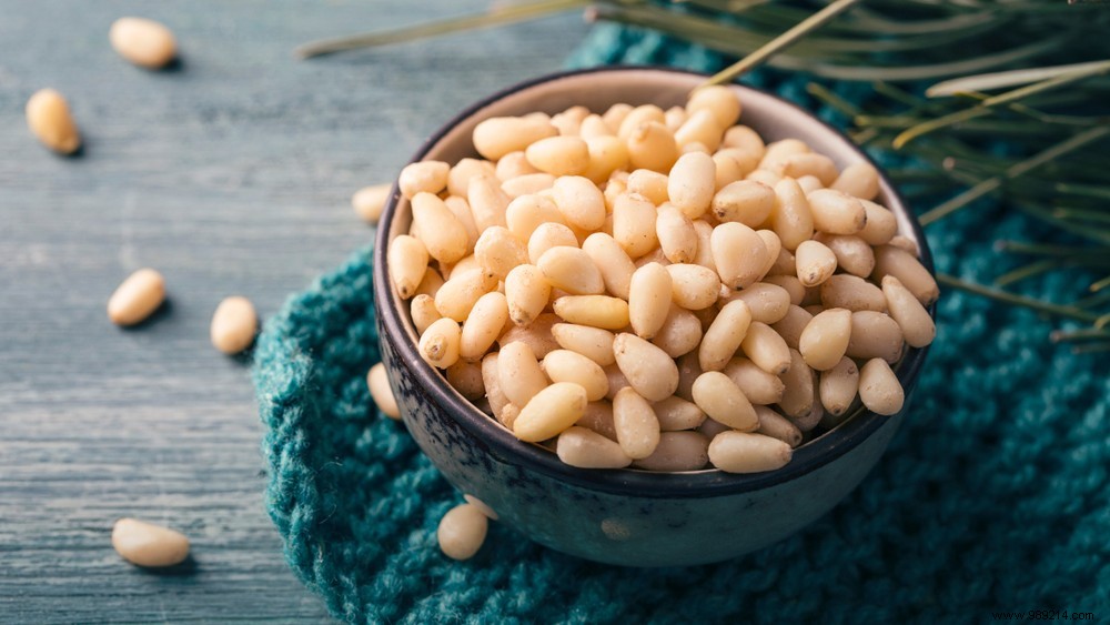 Pine Mouth Syndrome: Why Pine Nuts Cause a Bitter Metallic Taste and How to Prevent It