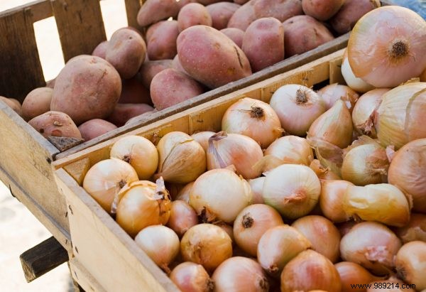 13 Foods That Stay Fresher and Taste Better Outside the Fridge