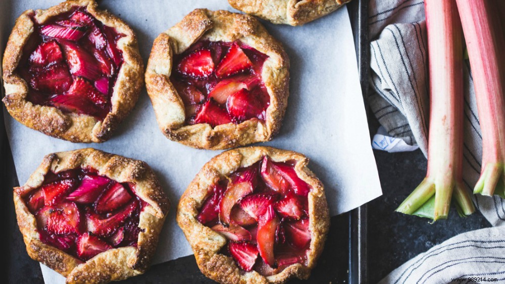 Strawberry-Rhubarb Tarts Recipe: Sweet Meets Tart Perfection