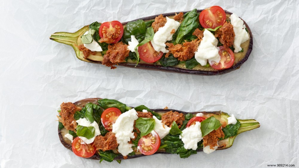 Aubergine Boats with Pulled Oats Tomato: Easy, Protein-Packed Recipe