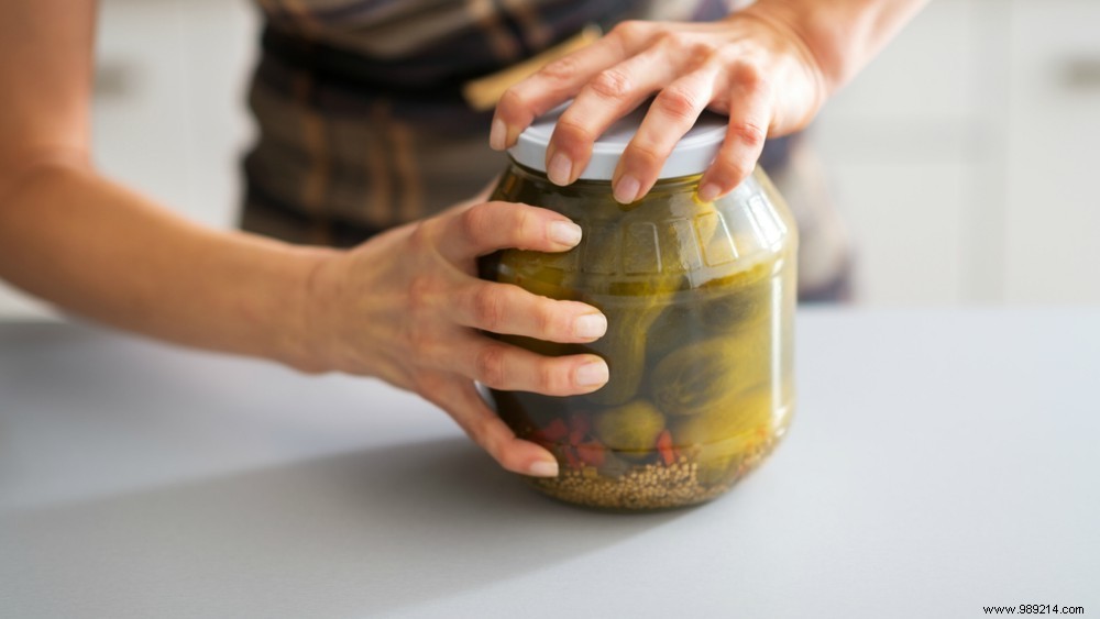 6 Smart Ways to Reuse Pickle Juice – Don t Toss the Brine!