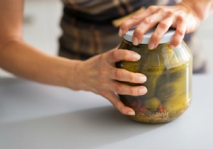 6 Smart Ways to Reuse Pickle Juice – Don t Toss the Brine!