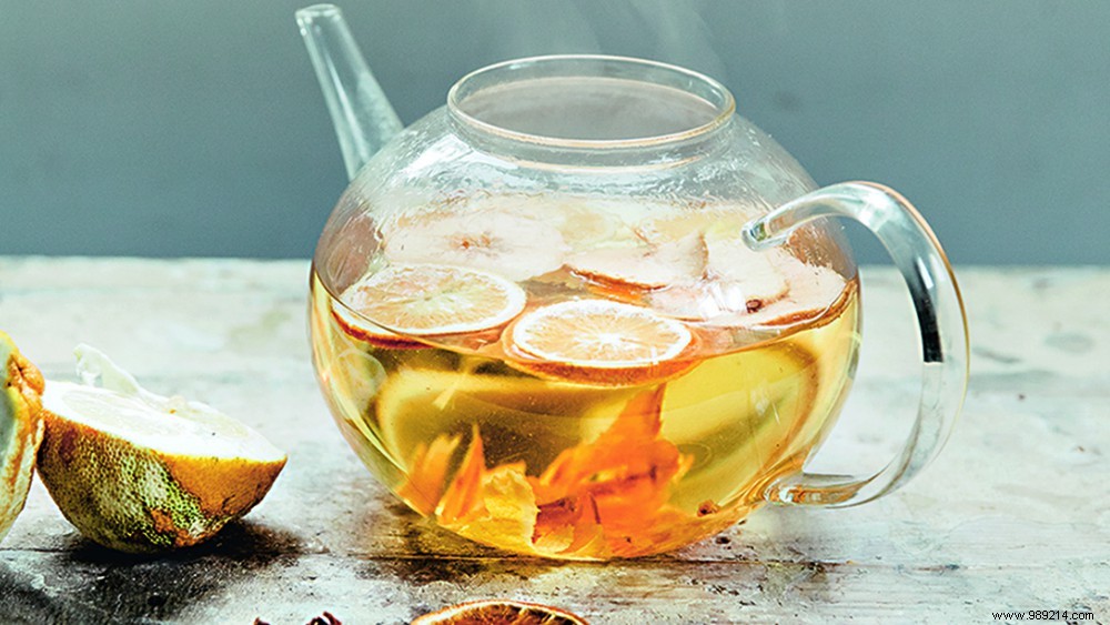 Apple, Pineapple, and Orange Detox Drink Recipe for Better Circulation