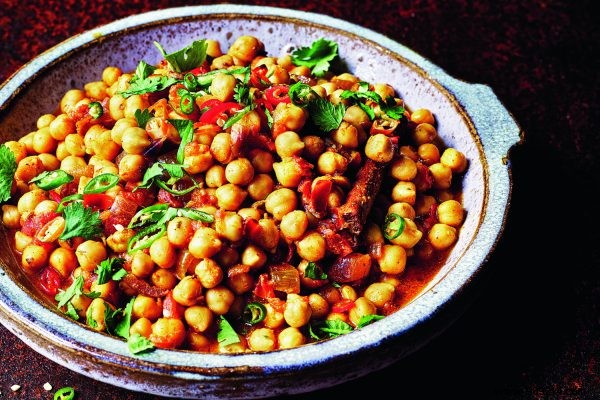 Quick Chickpea Curry Recipe: Authentic Vegetarian Indian Dish in 30 Minutes