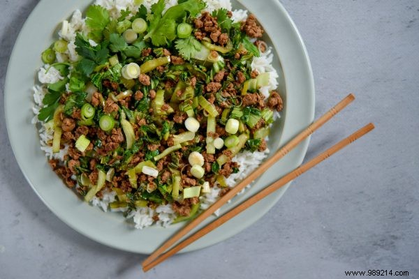 Oriental Crispy Quorn Mince with Pak Choi and Basmati Rice: A Delicious Meat-Free Recipe