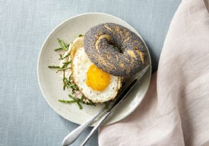Poppy Seed Bagel with Fried Egg, Crab Salad & Samphire: Quick Easter Recipe
