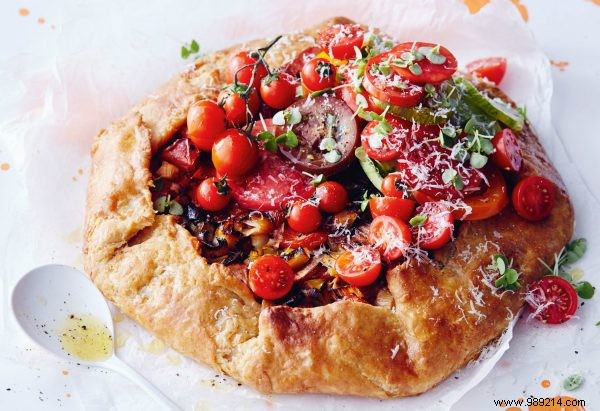 Savory Tomato Pie with Almonds and Leeks: Expert Recipe