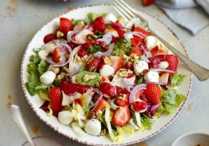 Vibrant Summer Fruit Salad with Grilled Chicken: A Fresh, Easy Recipe