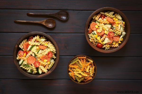Refreshing Spanish Pasta Salad: A Summer Favorite with Chorizo and Manchego