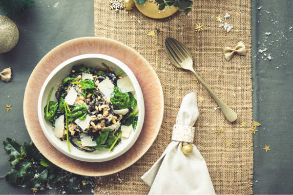 Exquisite Black Squid Ink Linguine with White Truffle Sauce and Spinach