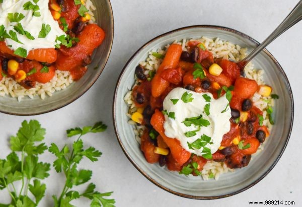 Mexican-Style Carrot Stew with Brown Rice and Sour Cream