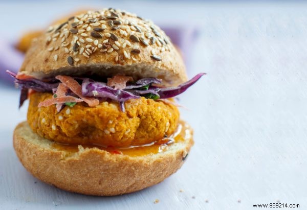 Hearty Chickpea Burgers: Vegan Comfort Food Recipe for Cozy Sundays
