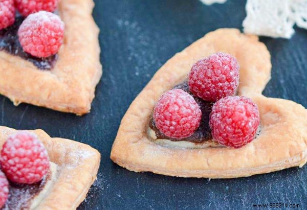 Heart-Shaped Nutella and Raspberry Cookies: A Delight for World Nutella Day and Valentine s