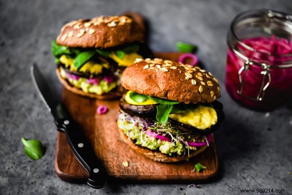 3 Irresistible Vegan Burger Recipes for Your Summer BBQ